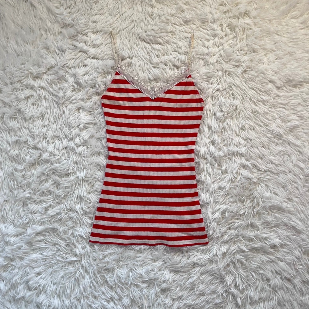y2k red & white striped lace trim tank top medium